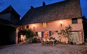 La Colombire Family House With Swimming Pool
